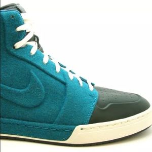 Nike Air Royal Mid VT, 395757-400